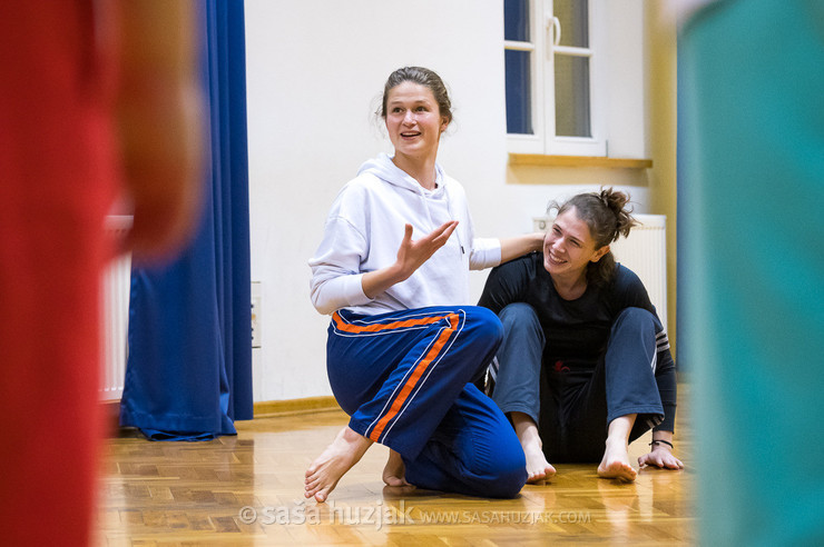 Workshop: Contact and Partnering - Anamaria Klajnšček @ Zimska plesna šola / Winter dance school, Maribor (Slovenia), 25/02 > 28/02/2022 <em>Photo: © Saša Huzjak</em>