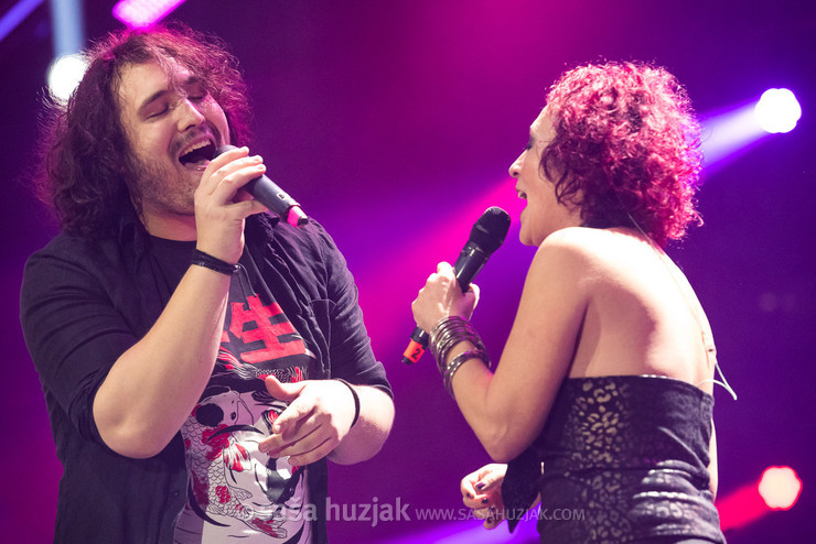 Kristina Tina Kresnik & her son Noa Rupčić (Parni Valjak) @ Arena Zagreb, Zagreb (Croatia), 26/03/2022 <em>Photo: © Saša Huzjak</em>