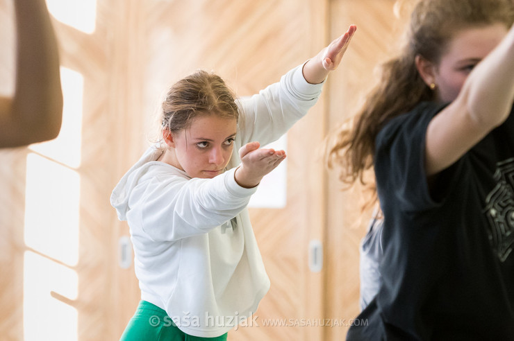 Contemporary dance II-III - Vita Osojnik @ Zimska plesna šola / Winter dance school, Maribor (Slovenia), 03/02 > 06/02/2023 <em>Photo: © Saša Huzjak</em>