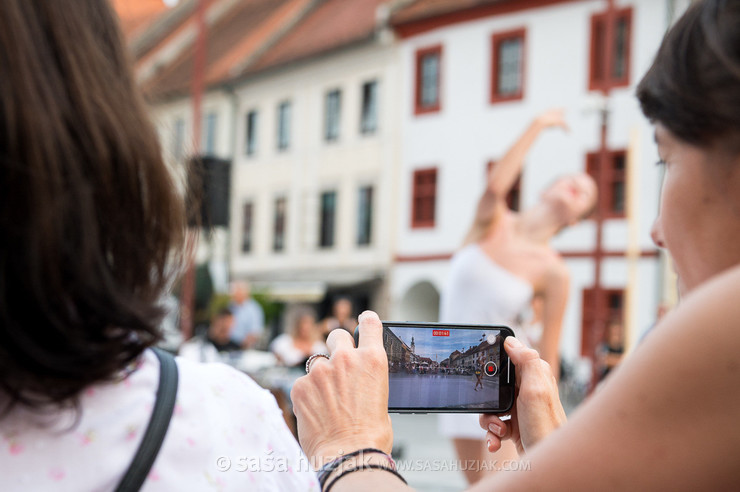 DSPS: 20 metrov v dolžino, devet metrov v širino in štiri metre v višino @ Festival Platforma, Maribor (Slovenia), 28/08 > 31/08/2024 <em>Photo: © Saša Huzjak</em>
