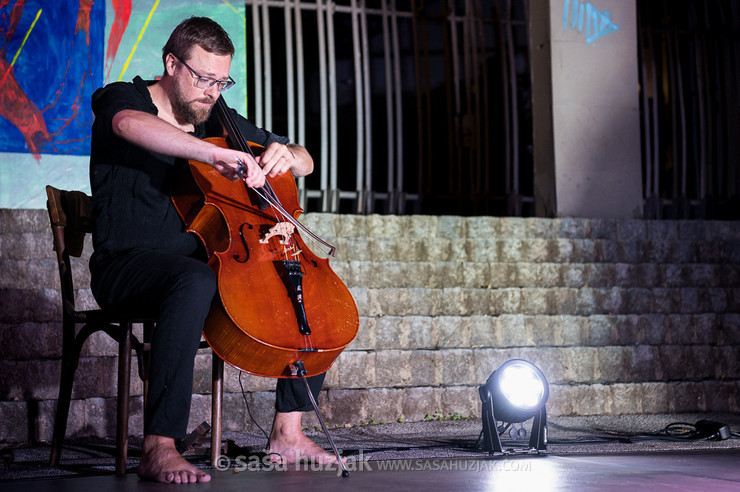 Agostina D’Alessandro: Eno samo telo ni dovolj (One body is not enough) @ Festival Platforma, Maribor (Slovenia), 28/08 > 31/08/2024 <em>Photo: © Saša Huzjak</em>