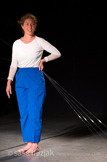 Claire Huber: Ko smo risali kratke linije horizonta (As we drove short short horizon-lines) @ Festival Platforma, Maribor (Slovenia), 28/08 > 31/08/2024 <em>Photo: © Saša Huzjak</em>