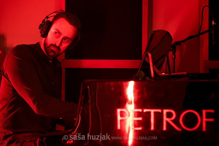 Kris Korat (Harmelogic) @ Bejsmen Studio, Maribor (Slovenia), 24/11/2024 <em>Photo: © Saša Huzjak</em>