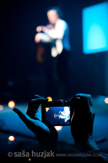 Laurie Anderson fan @ Dvorana Tabor, Maribor (Slovenia), 2012 <em>Photo: © Saša Huzjak</em>