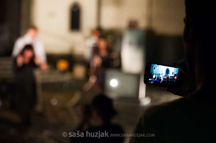 Street theatre fan @ Festival Lent, Maribor (Slovenia), 2013 <em>Photo: © Saša Huzjak</em>