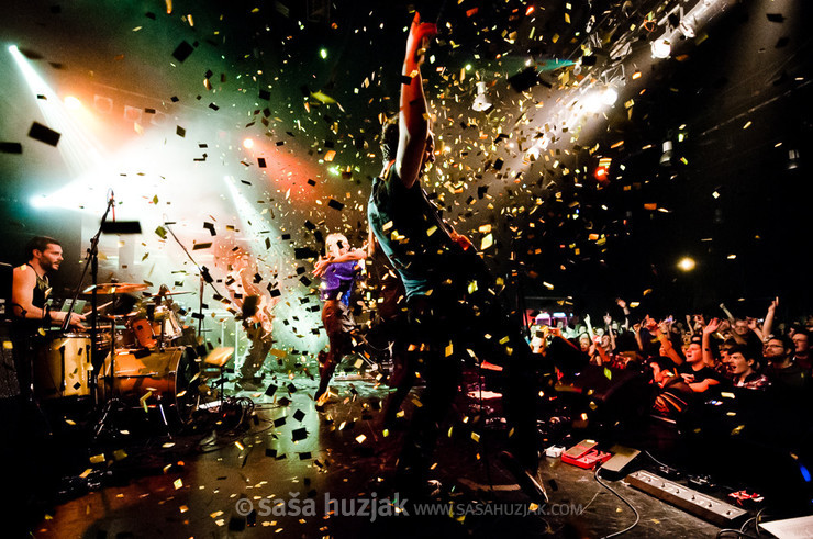 On stage with Lollobrigida @ Tvornica kulture, Zagreb (Croatia), 2012 <em>Photo: © Saša Huzjak</em>