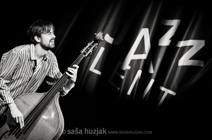 Chris Lightcap (Chris Lightcap's Bigmouth) @ Festival Lent, Maribor (Slovenia), 2011 <em>Photo: © Saša Huzjak</em>