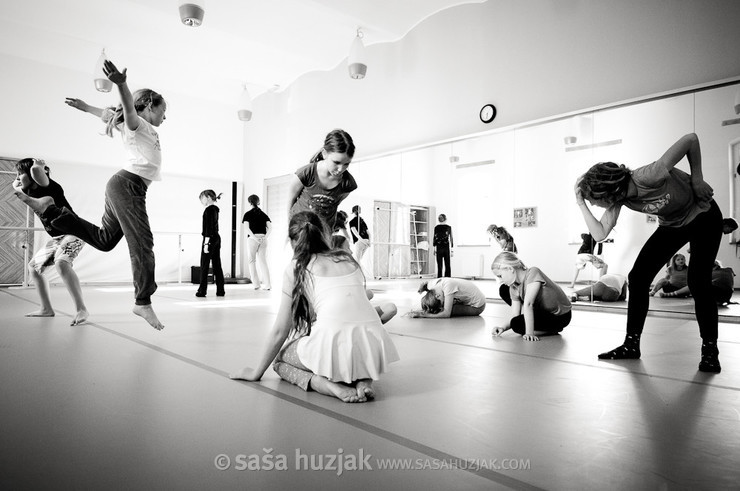 Young dancers at practice @ Plesna izba Maribor, Maribor (Slovenia), 2010 <em>Photo: © Saša Huzjak</em>