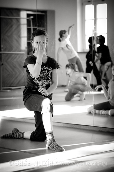 Young dancers at practice @ Plesna izba Maribor, Maribor (Slovenia), 2010 <em>Photo: © Saša Huzjak</em>