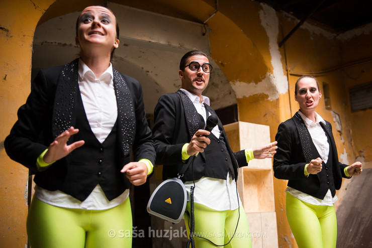 Le Grand Big Tour (with cheese) @ Street theatre, Festival Lent, Maribor (Slovenia), 2014 <em>Photo: © Saša Huzjak</em>