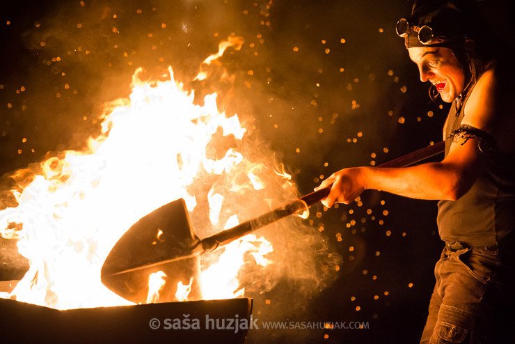 Sodrga @ Street theatre, Festival Lent, Maribor (Slovenia), 2014 <em>Photo: © Saša Huzjak</em>