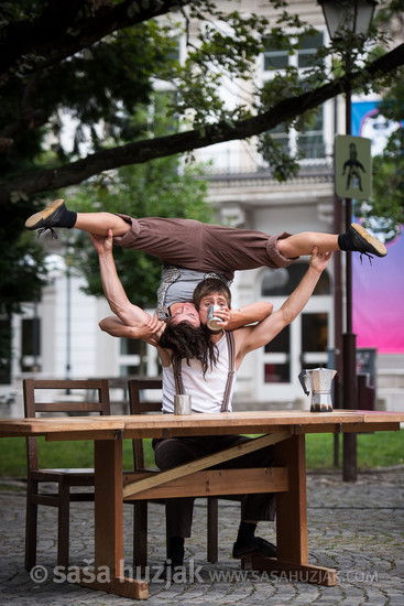 One lump or two? / En lump ali dva? @ Street theatre, Festival Lent, Maribor (Slovenia), 2018 <em>Photo: © Saša Huzjak</em>