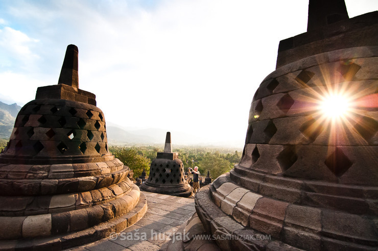 Tourist at Borobudur, a 9th-century Mahayana Buddhist Temple in Magelang @ Borobudur, Java, Indonesia, 2012 <em>Photo: © Saša Huzjak</em>