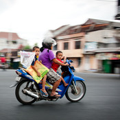 Boys with mother on a motorbike @ Yogyakarta, Java, Indonesia, 2012 <em>Photo: © Saša Huzjak</em>