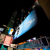 Come Fly Away @ Times Square, New York City, USA, 2010 <em>Photo: © Saša Huzjak</em>