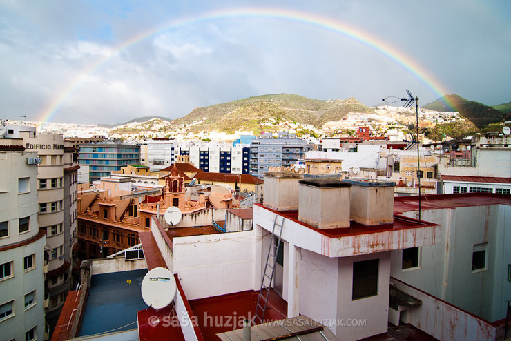 Morning rainbow @ Santa Cruz de Tenerife, Canary Islands, Spain, 2009 <em>Photo: © Saša Huzjak</em>