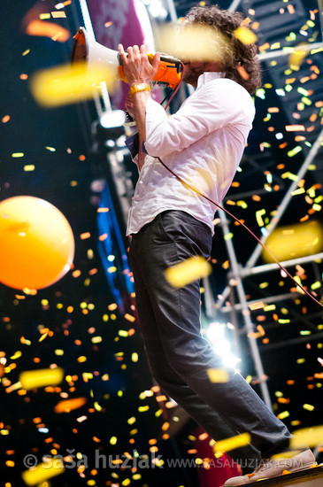 Wayne Coyne (Flaming Lips) @ T-mobile INmusic festival, Zagreb (Croatia), 2010  <em>Photo: © Saša Huzjak</em>